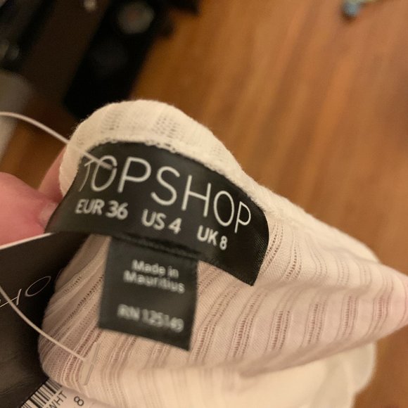 Topshop white crop top NWT - Picture 2 of 3